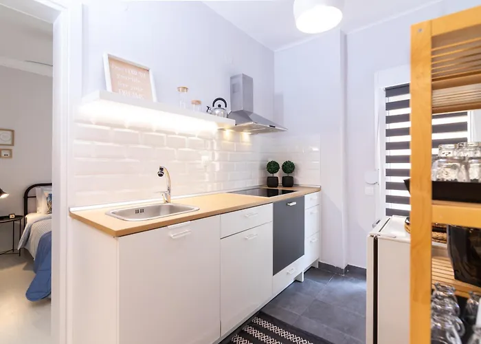 F & B Collection - 2 Bedroom Flat Tessalónica