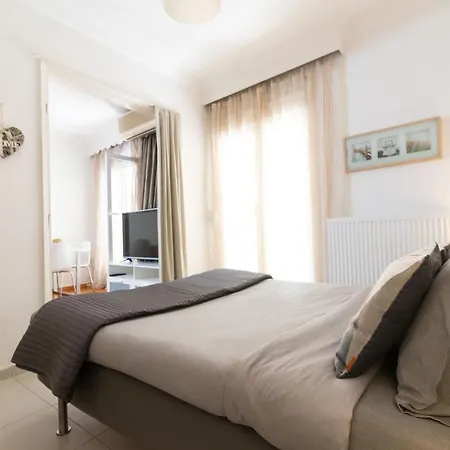 F & B Collection - 2 Bedroom Flat Apartment Thessaloniki