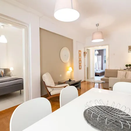 Apartment F & B Collection - 2 Bedroom Flat