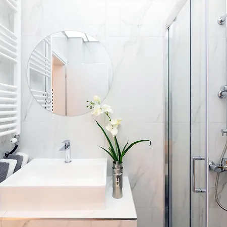 F & B Collection - 2 Bedroom Flat Apartment Thessaloniki